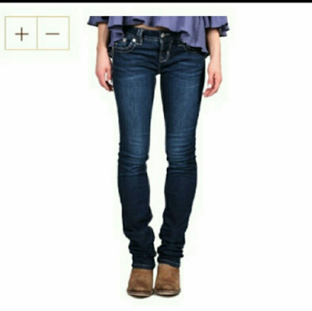 Miss Me Jeans 🌟 SOLD 🌟